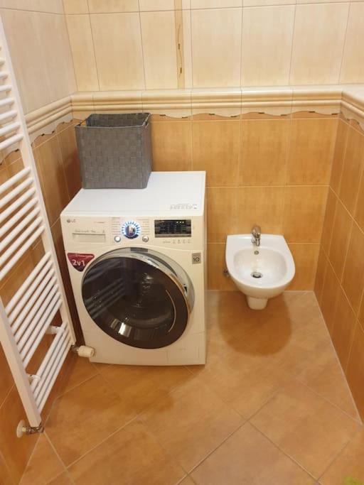 Mezonetovy Apartman V Centre Novej Dubnice Ilava Exteriör bild