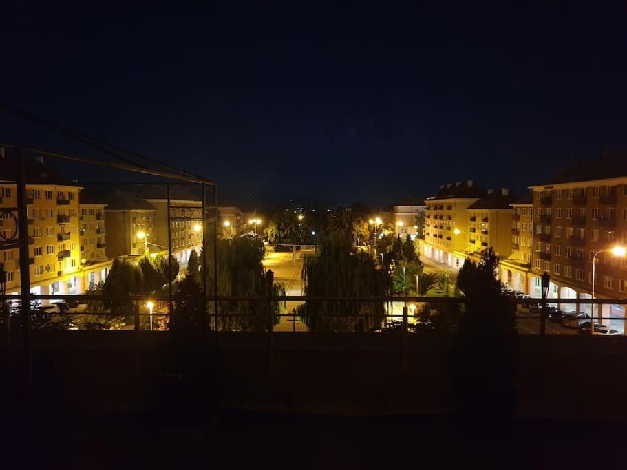 Mezonetovy Apartman V Centre Novej Dubnice Ilava Exteriör bild